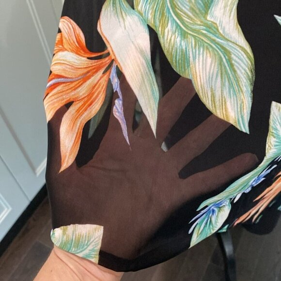 Amanda Black Floral Midi Dress size medium - Picture 10 of 13